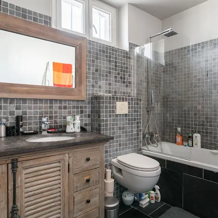 Apartament Parisien *